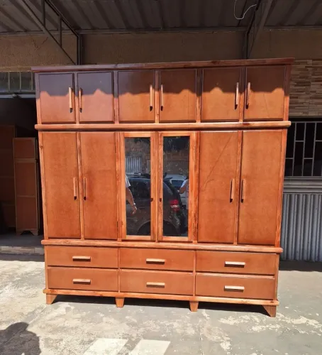GUARDA ROUPA DE MADEIRA 6 PORTAS NOVO