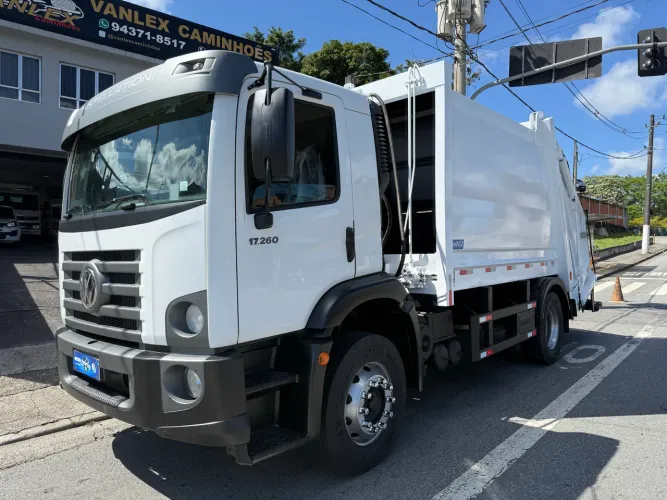 Vw 17260 2022 compactador de lixo super novo 