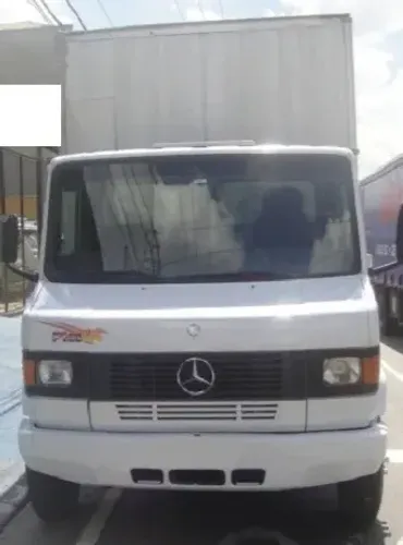 Mercedes-Benz 710 2011
