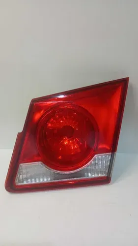 Lanterna Tampa Traseira Cruze Sedan 2011 2012 2013l/direito