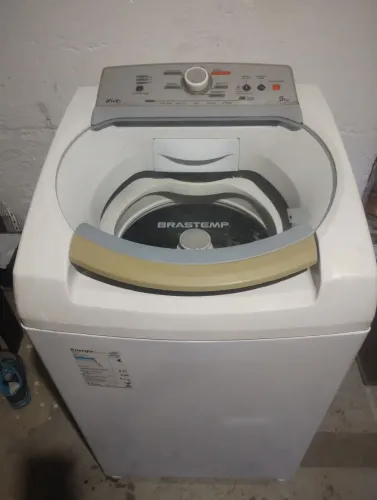 Máquina de lavar roupas Brastemp 9 kg 110v