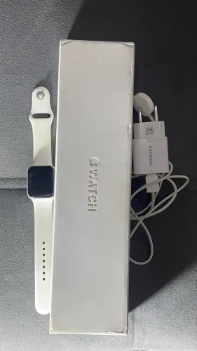Apple Watch Series 5 40 mm GPS - Excelente estado - Bateria 87%