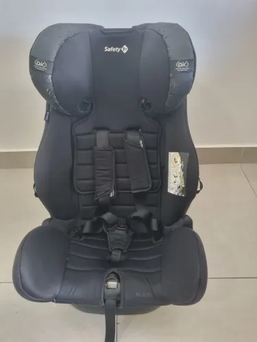 Vendo Cadeira Para Carro Multifix com Isofix Black Safety 1
