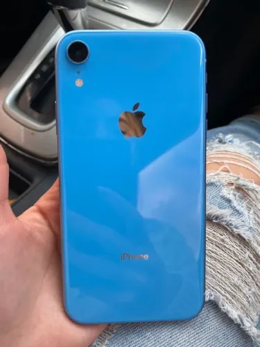 iPhone XR bateria 100% , celular em perfeito estado 