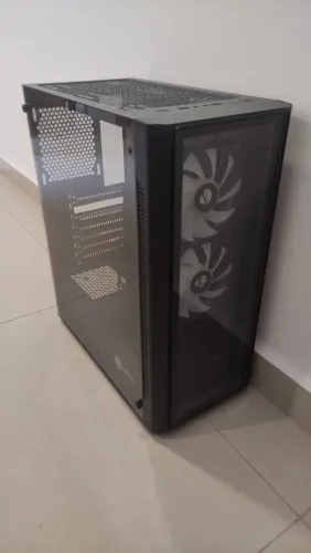 Gabinete gamer PC