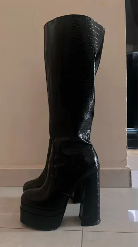 Bota Meia Pata Salto SHUZIA (Shein)