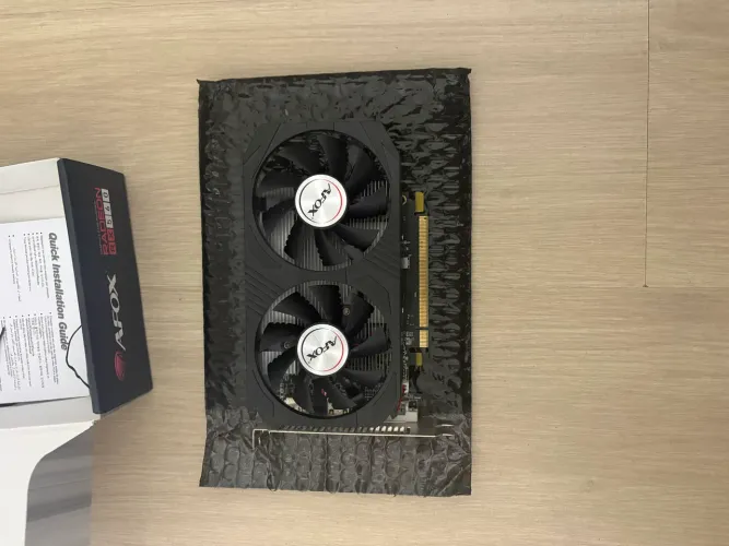 Placa de Vídeo AMD RX 560, Afox, 4GB