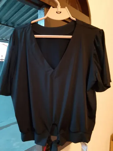 Roupas variadas