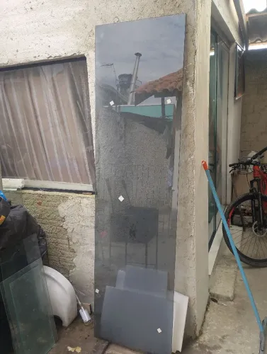 Vendo vidro fixo