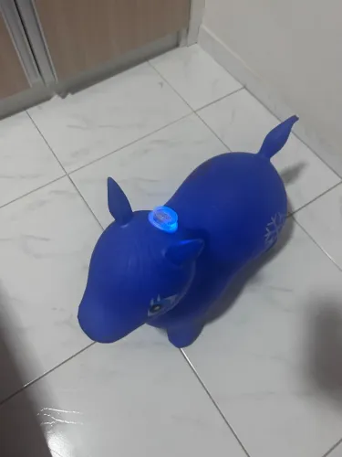 cavalinho de brinquedo emborrachado