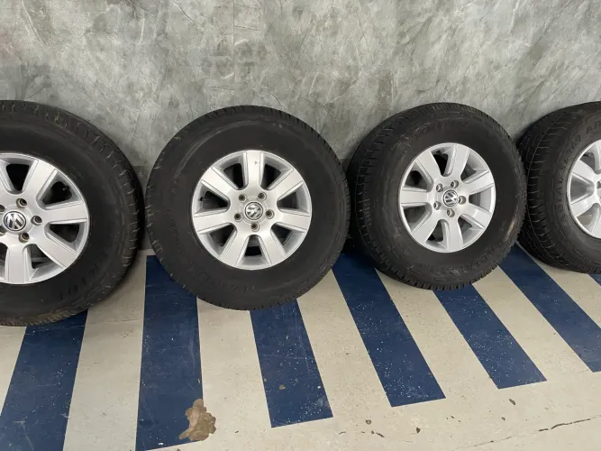 Jogo de Rodas da Amarok com pneus