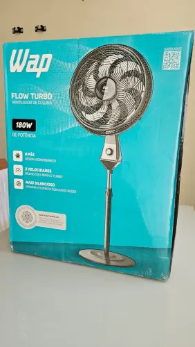 Ventilador de Coluna Silencioso WAP Flow Turbo - 50cm e 8 Pás