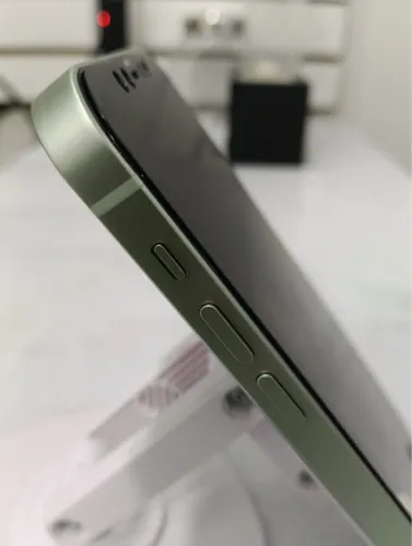 iPhone 12 zerado