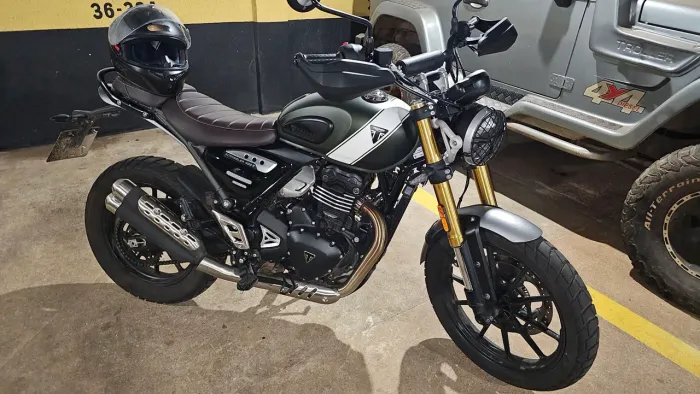 Vendo Triumph Scrambler 400X