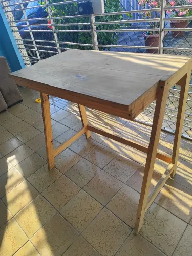 Escrivaninha Dupallets em Pinus - Compacta (78x47cm)