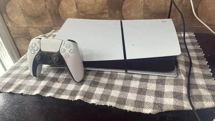 PlayStation 5 semi novo