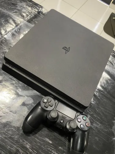 PS4 SLIM 