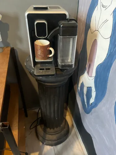 Cafeteira Três Corações barista+ coluna