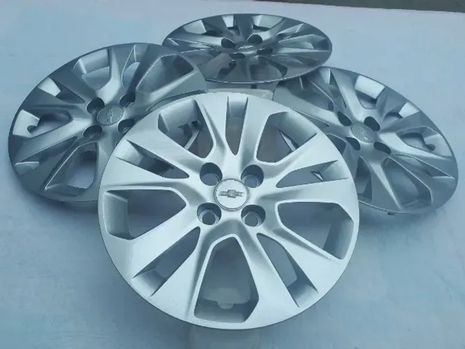 Jogo de Calotas Originais GM Onix e Prisma - Aro 15 - R$330,00