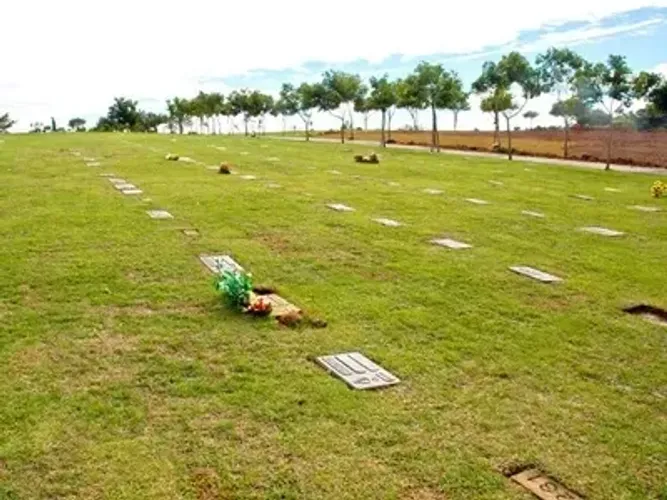 JAZIGO FAMILIAR À VENDA - CEMITÉRIO PARQUE FLAMBOYANT | CAMPINAS