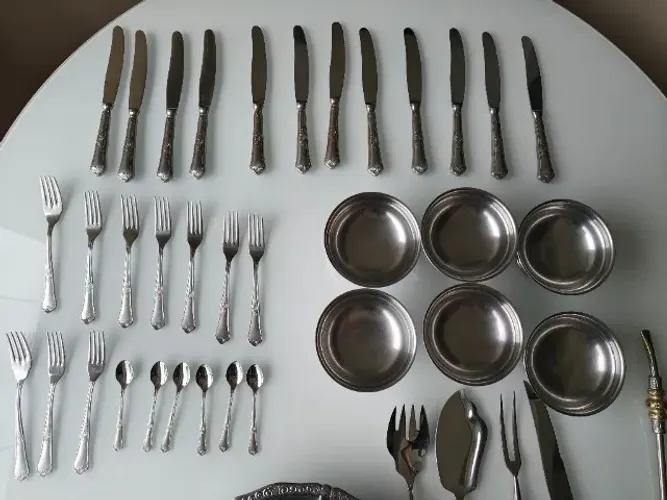 Talheres, bandejas e travessas - Prataria em Geral- Vendo ou Troco!!