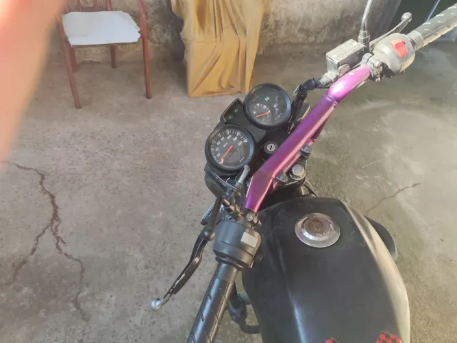 Moto documentada, andando file