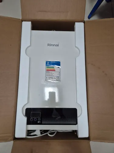 Aquecedor Rinnai Digital 15 Litros branco 110v/220v