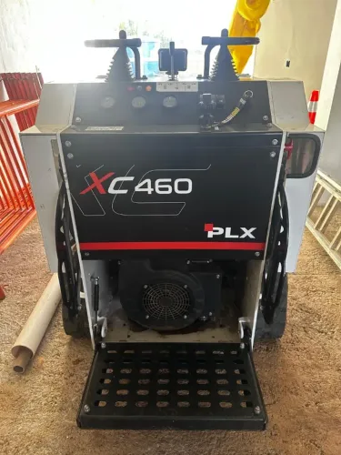 minicarregadeira PLX