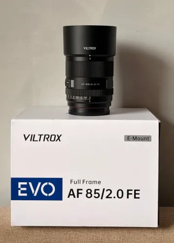 Lente Viltrox 85mm f2 evo - praticamente nova