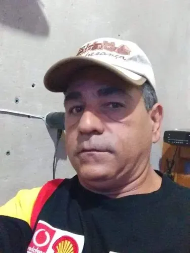 Pedreiro e serralheiro C. Ocidental