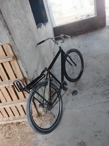 Bicicleta boa só pegar e andar 