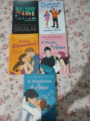 Lote de livros de romance - Excelente estado