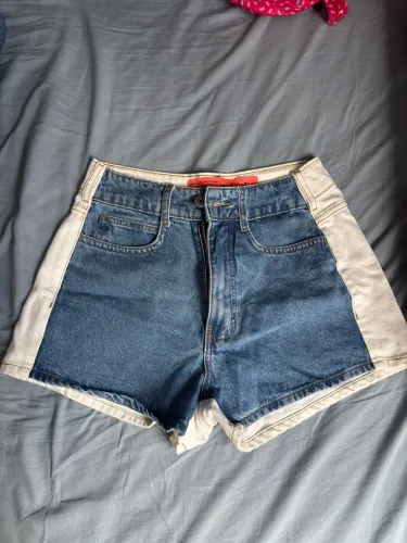Short jeans 34/36 pequeno