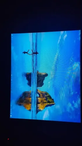 Monitor Kozz em ótimo estado