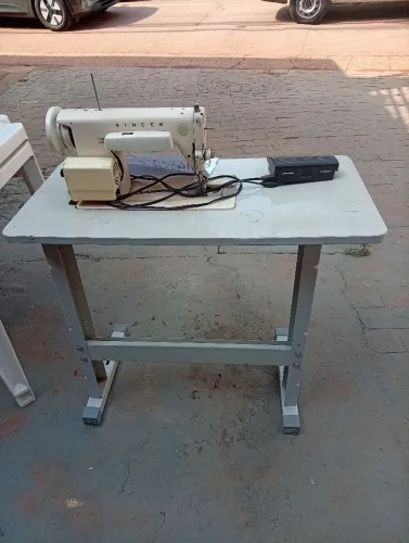 Máquina de costura Singer Ponto de Ouro