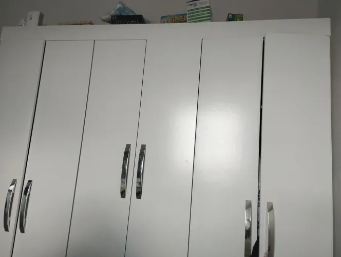 GUARDA ROUPA semi novo 6 portas
