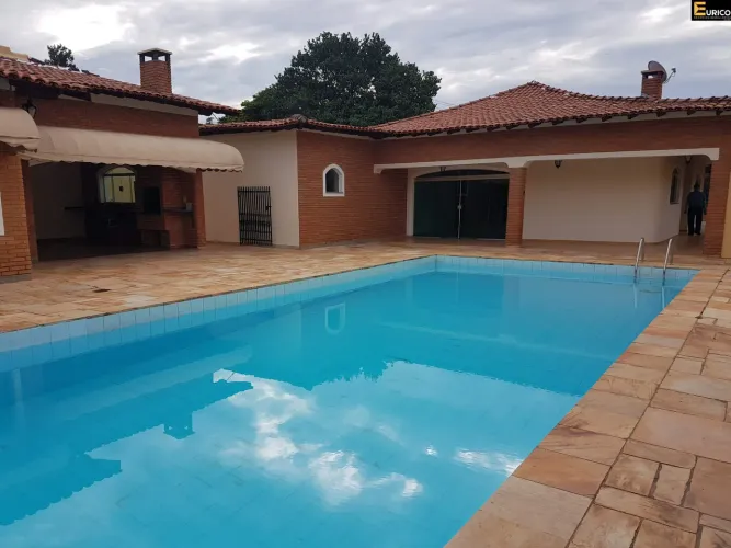 Casa em condomínio para aluguel no Condomínio Estância Marambaia em Vinhedo/SP