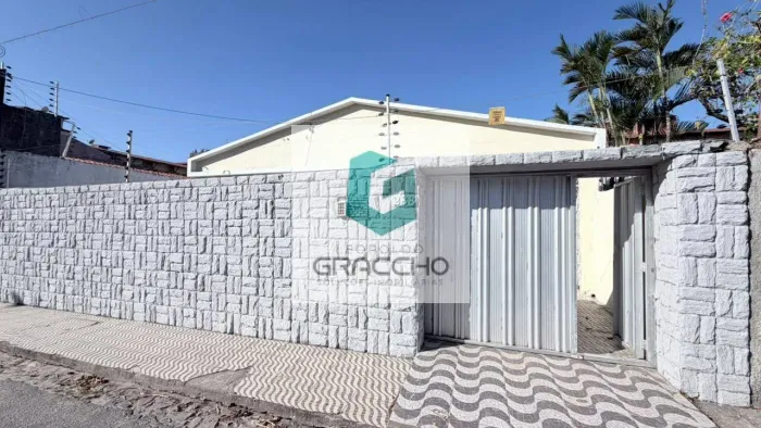 Casa para vender no bairro Parangaba por R$450.000