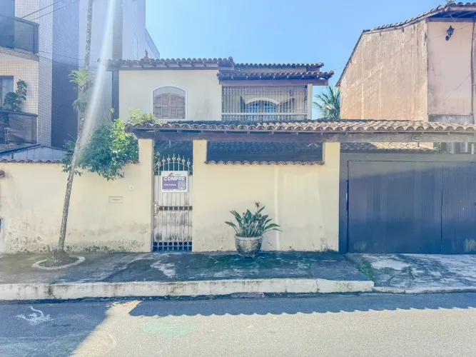 Casa Colonial no Parque das Palmeiras  Angra dos Reis
