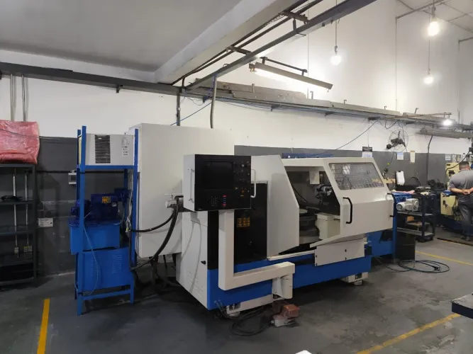 Torno CNC Romi ENC 40II