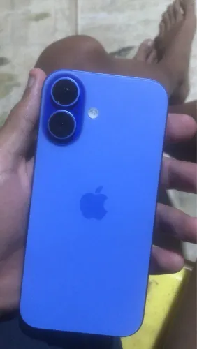 iPhone 16