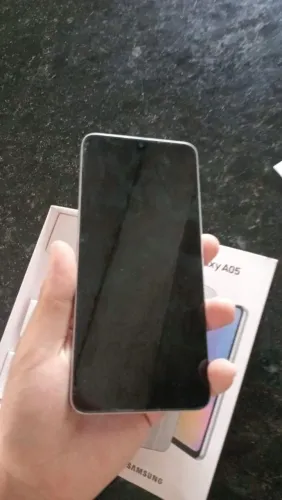 Samsung galaxy a05 