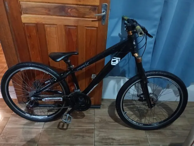 Bicicleta aro 26 Gios