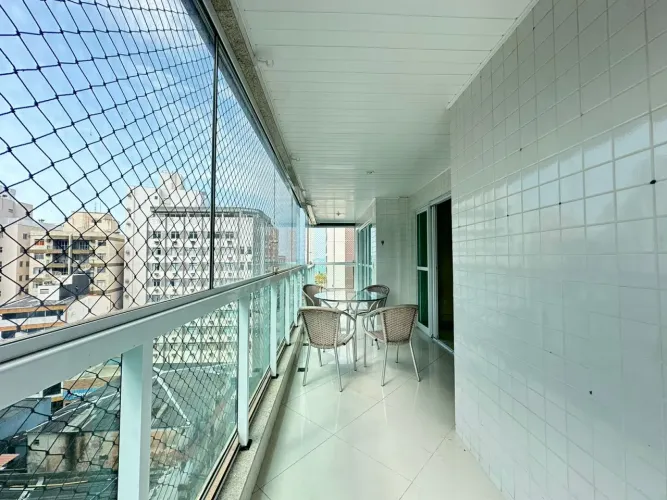 Imóvel para venda possui 140 metros quadrados com 4 quartos em Centro - Guarapari - ES