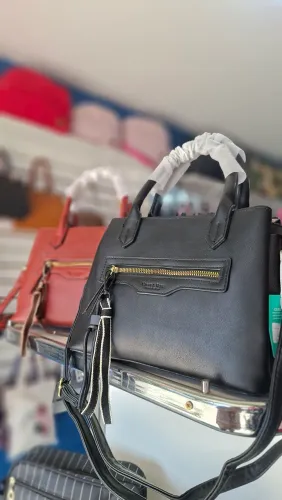 Bolsa Média com alça feminina