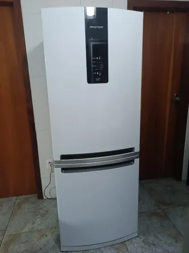 Geladeira Brastemp Inverse 447 litros Frost Free