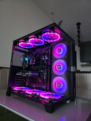 PC GAMER SEM USO - RYZEN 7 5700X - RTX 5060 - 32GB - 1TB - NF E GARATIAS *LEIA*