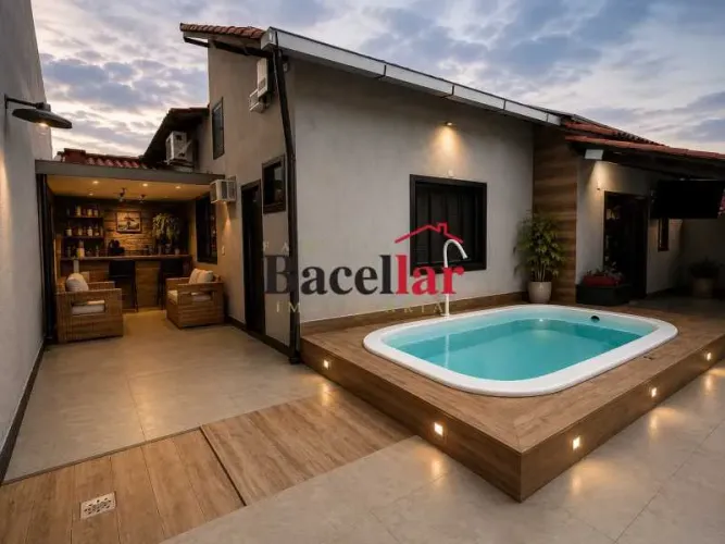 Casa em Condomínio : Linear / Residencial / Tanque