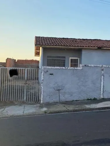Vendo essa casa no Col Terra Nova 2 - DESOCUPADA