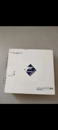 Vendo um modolo amplificador automotivo FALCON 900watts usando